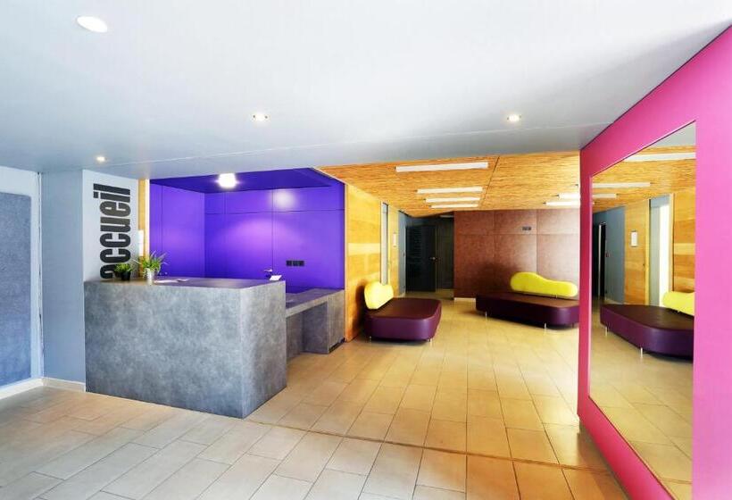 בית מלון כפרי Résidence Néméa Montecristo