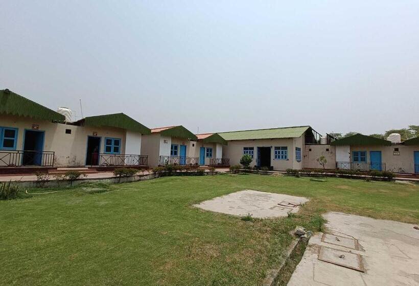 Hotell Spot On Farm House