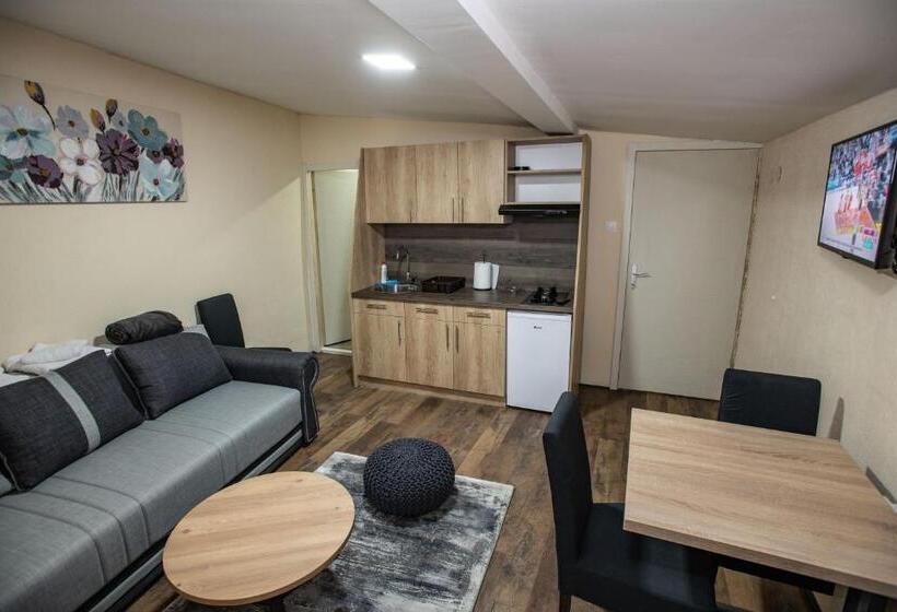 پانسیون Apartmani Sp Jovanovic