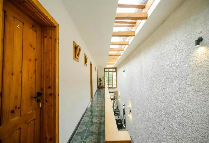 ペンション Casa Dimitrios
