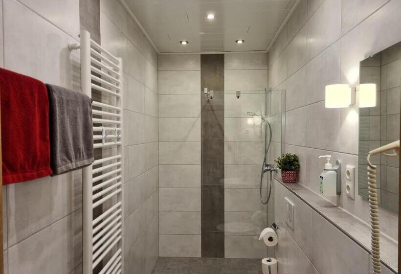 펜션 Ferienhaus Winzerauszeit