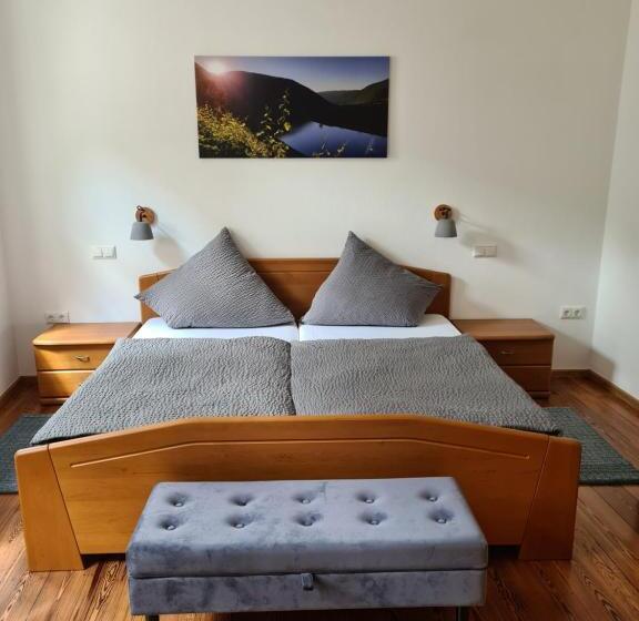 펜션 Ferienhaus Winzerauszeit