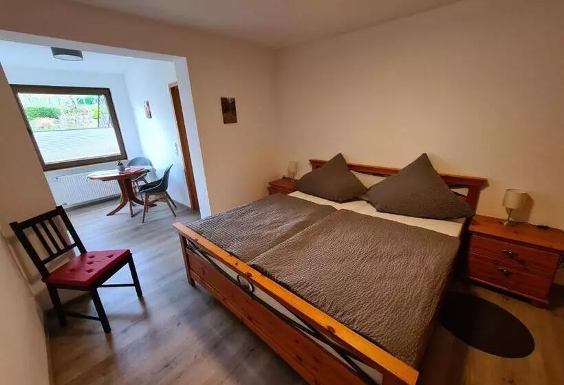 ペンション Ferienhaus Winzerauszeit