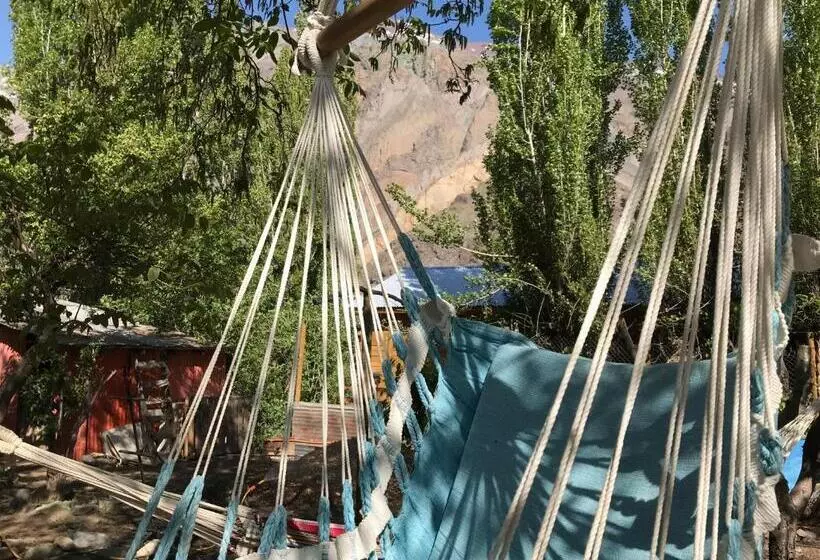 پانسیون Hostal Piolet En Baños Morales