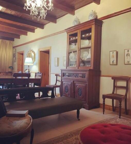 ペンション Lord Carnarvon Small