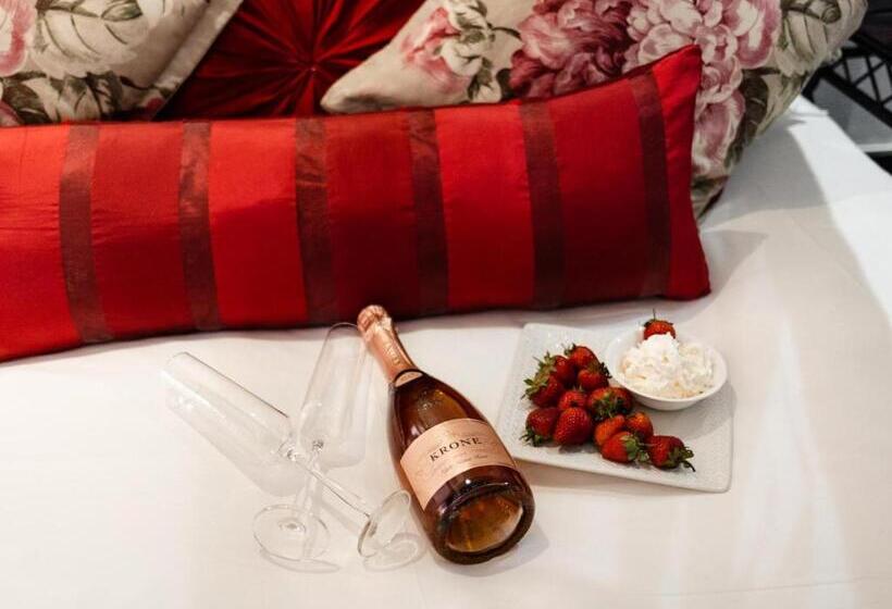 بنسيون Melted Butter On Milner Guesthouse