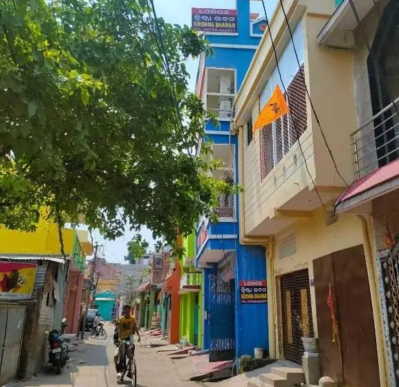 Majatalo Oyo Home Krishna Bhawan
