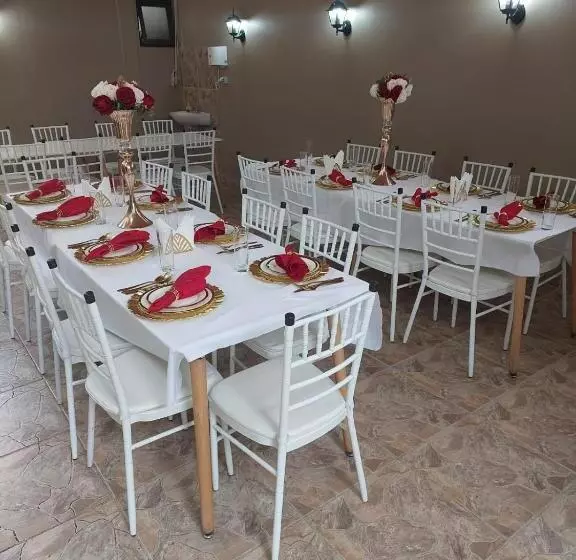 پانسیون Triunfo Guest House