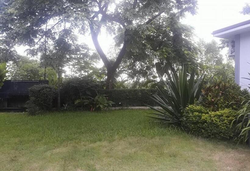 Ostello เพ็ญวิวรีสอร์ท Phenview Resort