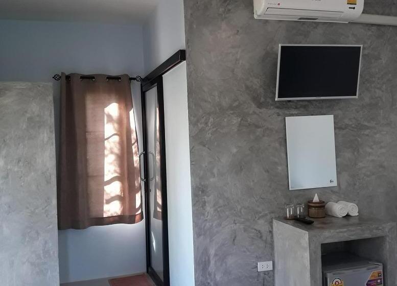 Ostello เพ็ญวิวรีสอร์ท Phenview Resort