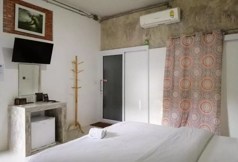 Retkeilymaja เพ็ญวิวรีสอร์ท Phenview Resort