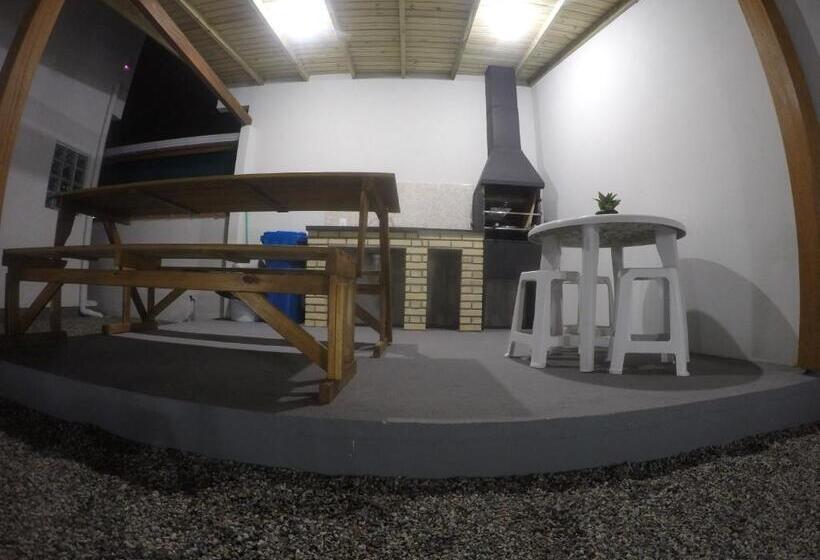 Schronisko Florianópolis Pousada Moçambeach