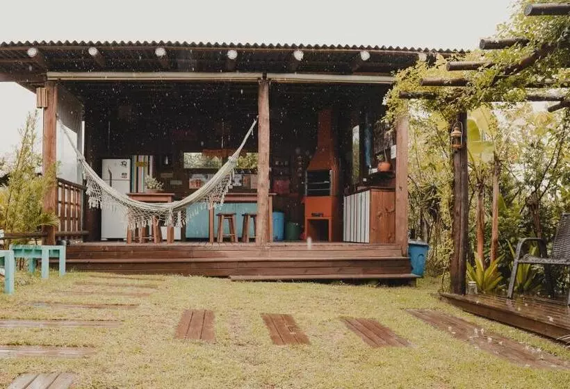 ユースホステル Pousada Canto Do Rosa