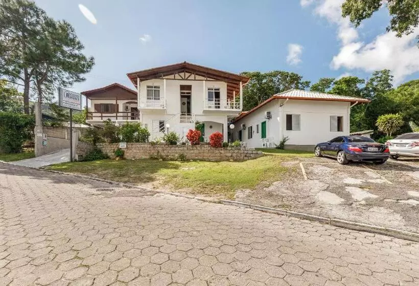 ユースホステル Pousada Residencial Bambus