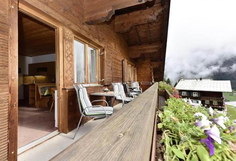 تختخواب و صبحانه Berghof Gundalatsch