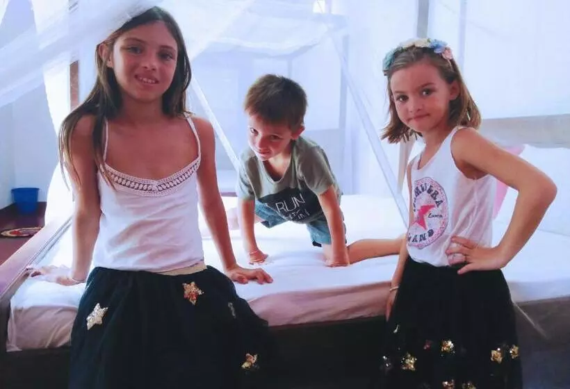 Aamiaismajoitus (B&B) Tharurashmi Sea Pond Villa & Surf Hostel   Hiriketiya