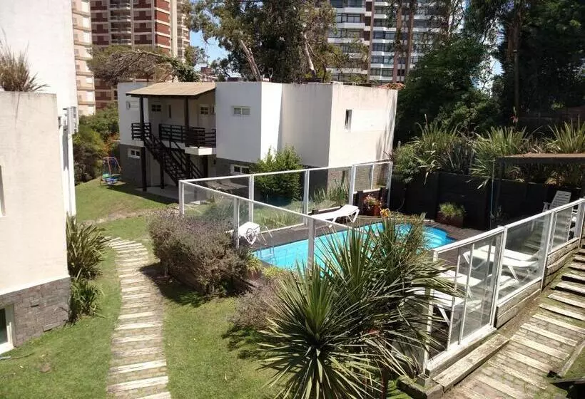 Gaviotas Apart