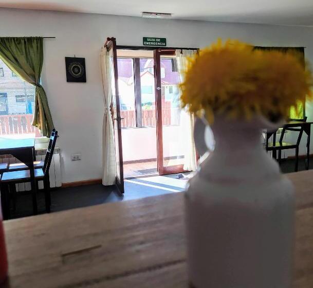 هتل Hostel El Paredon