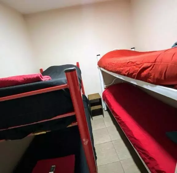 ホテル Hostel El Paredon