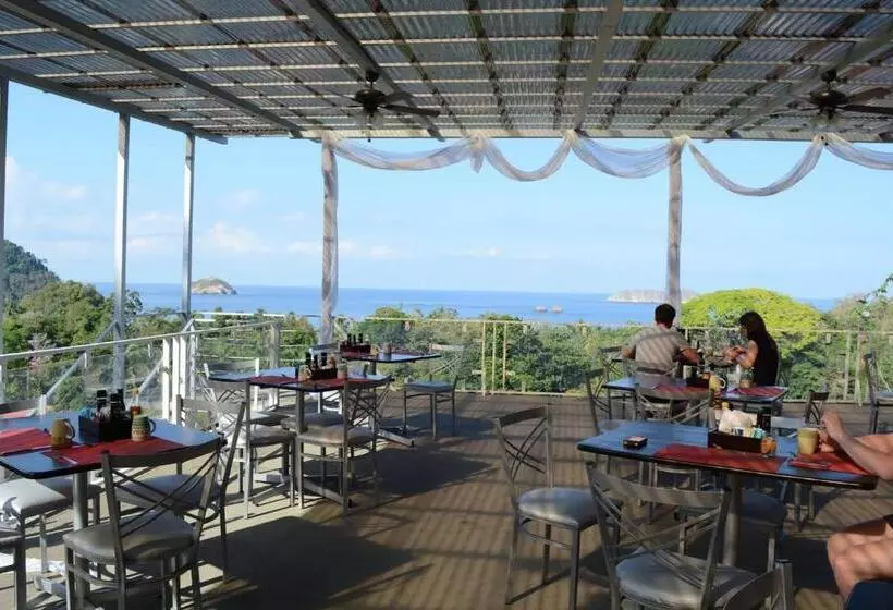 Hotelli Inn On The Park