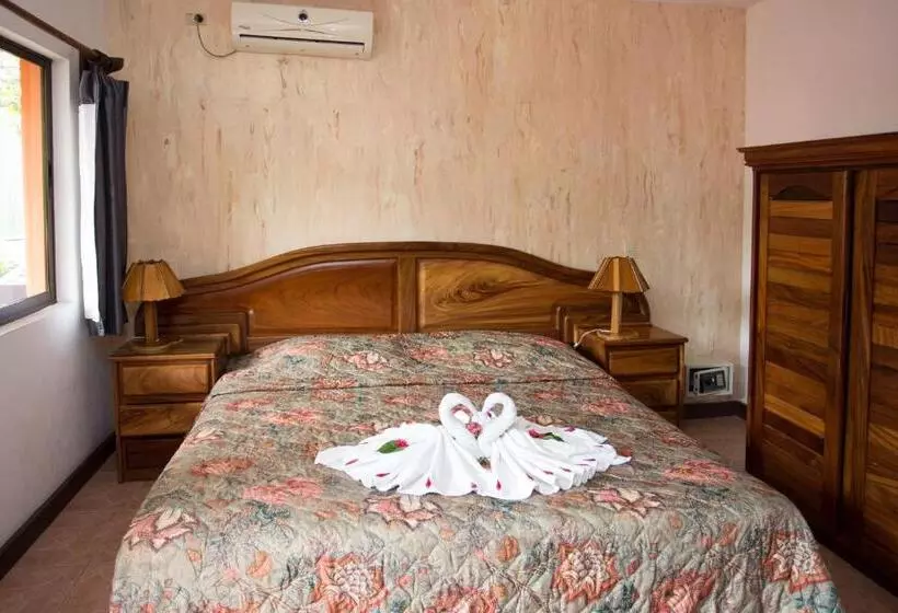 Hotelli Inn On The Park