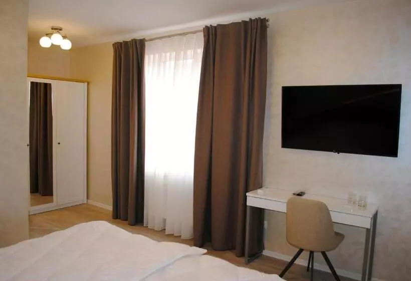 Hotelli Semillon Club