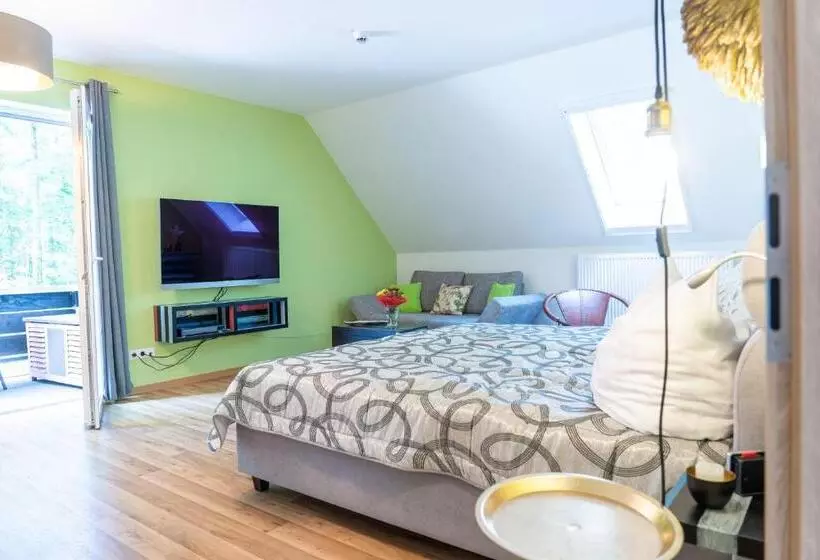 ホテル Zur Waldhufe