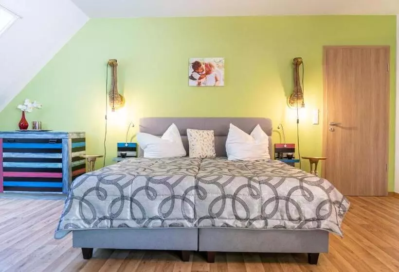 ホテル Zur Waldhufe