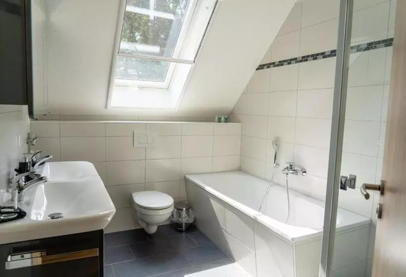 ホテル Zur Waldhufe