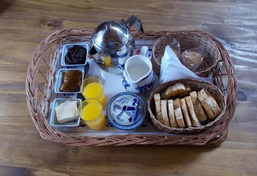 La Holandesa B & B