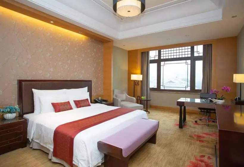 Ln Dongfang Resort