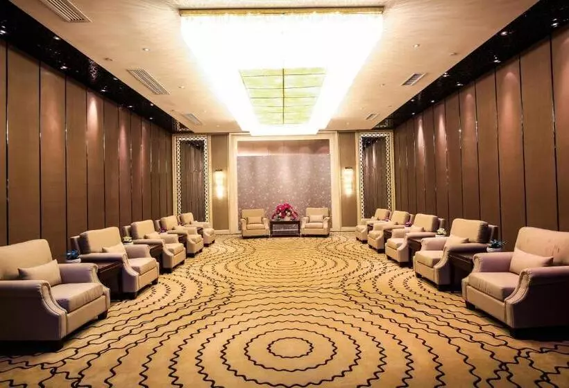 Ln Dongfang Resort