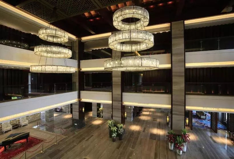 Ln Dongfang Resort
