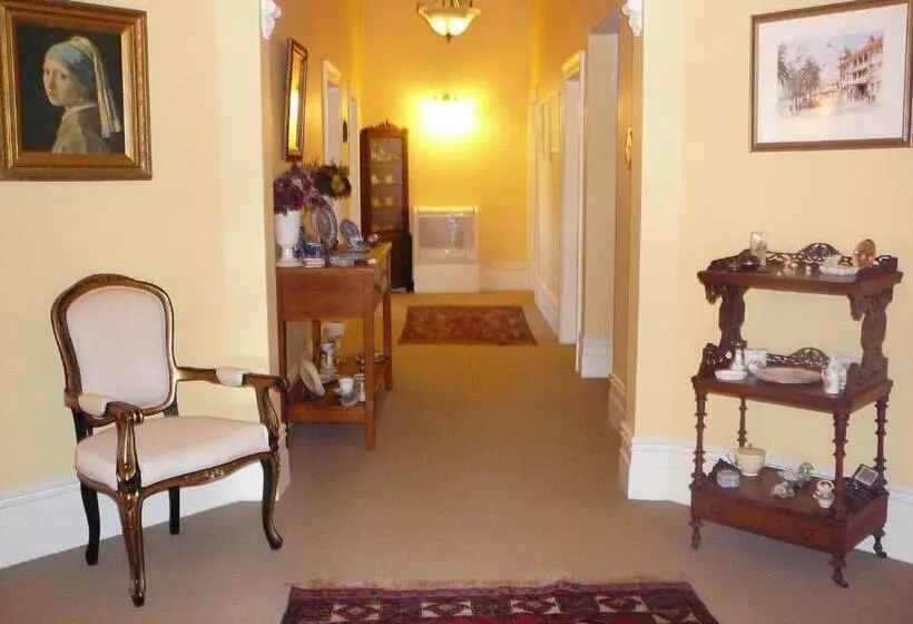 Nelson Heights Bed & Breakfast