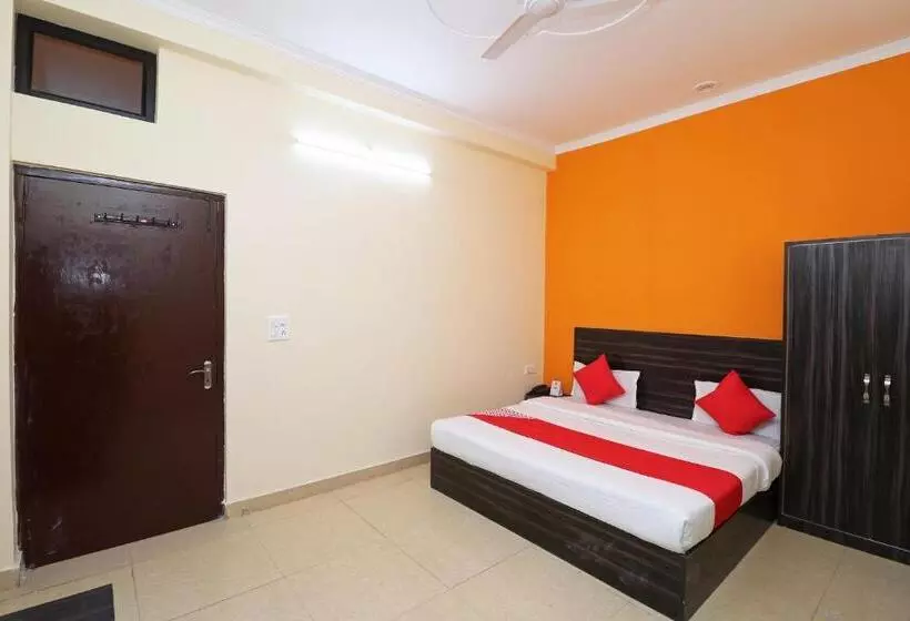 Flagship Hotel Dev