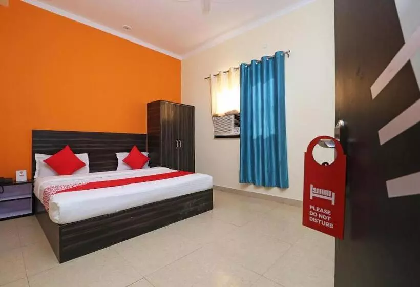 Flagship Hotel Dev