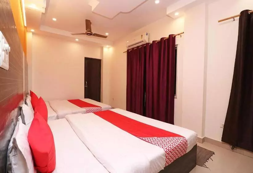 Flagship Hotel Dev