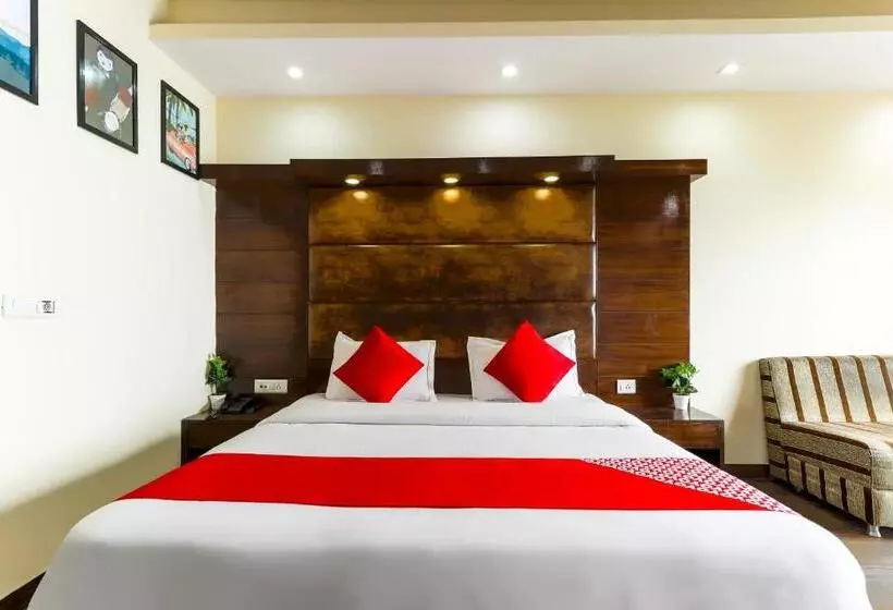 Oyo Hotel Palazzo