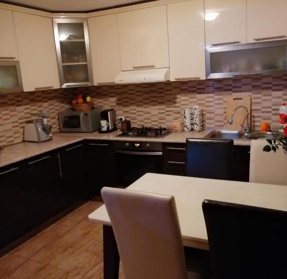 پانسیون Guest House Sveti