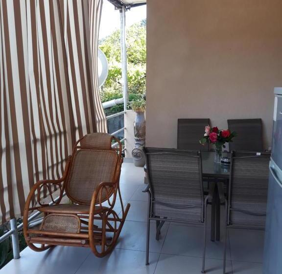 پانسیون Guest House Sveti