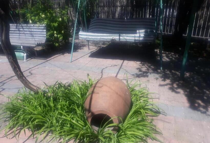 پانسیون Guest House Sveti