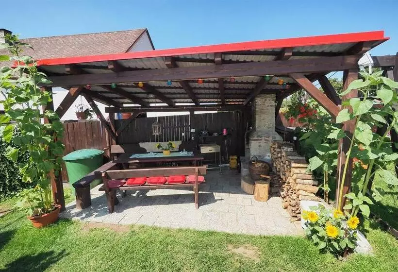 ペンション Penzion Nemílek