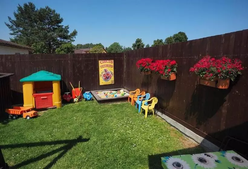 ペンション Penzion Nemílek