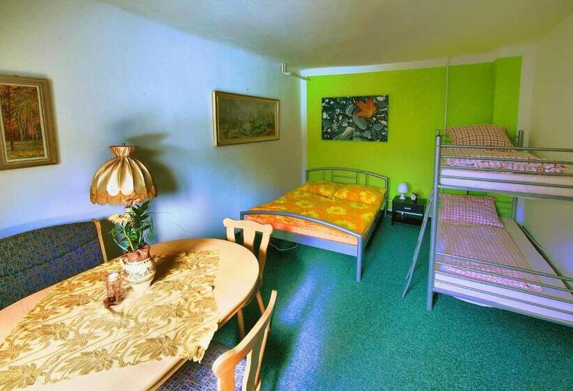 Pensionat Penzion Nemílek