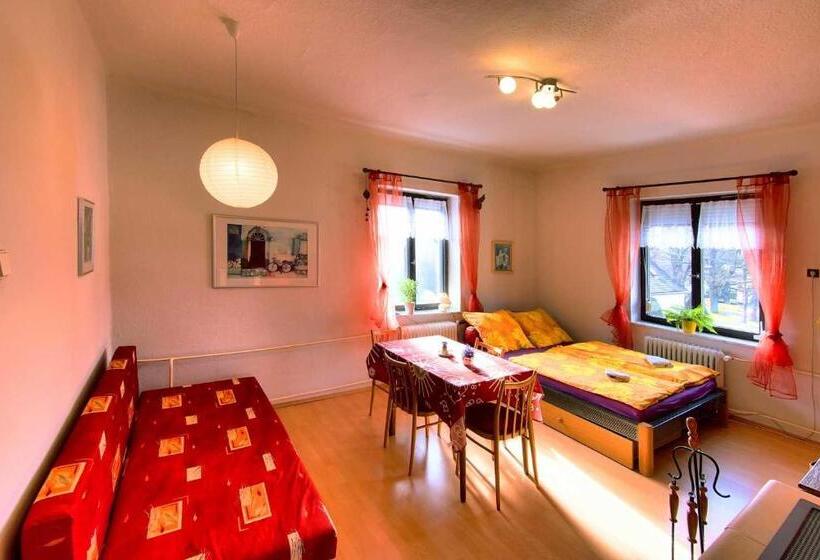 Pensionat Penzion Nemílek