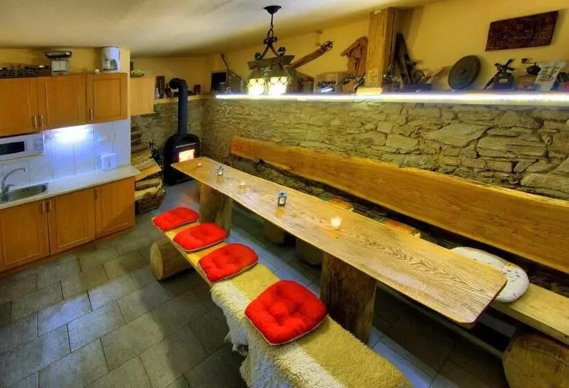 ペンション Penzion Nemílek