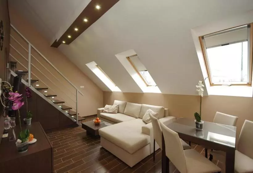پانسیون Royal Residence Apartments