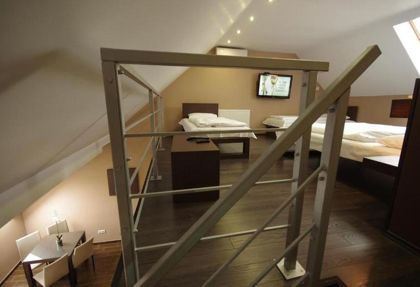 پانسیون Royal Residence Apartments