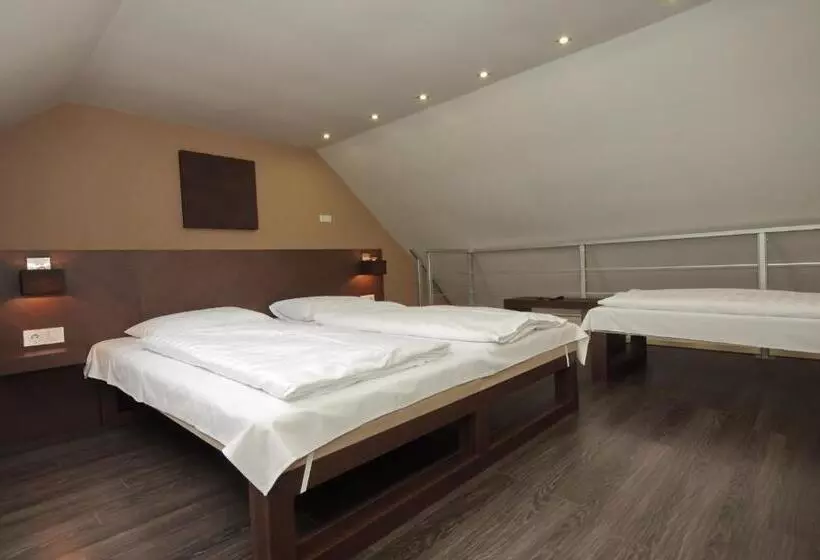 پانسیون Royal Residence Apartments
