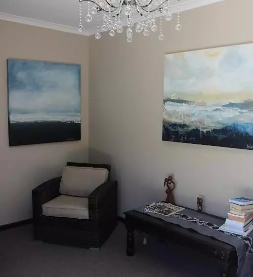 Majatalo Seaside Hermanus Guest Room